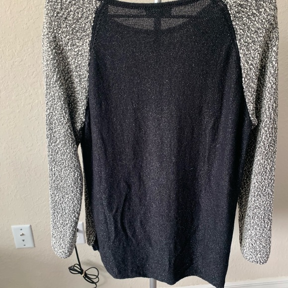 Calvin Klein women’s size XL color is black gray and white like new - Picture 5 of 7